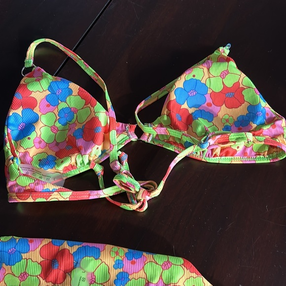 Metallic Halter Top Two Piece Neon Floral Tie Side Triangle Bikini Women’s Sz L - Picture 7 of 12